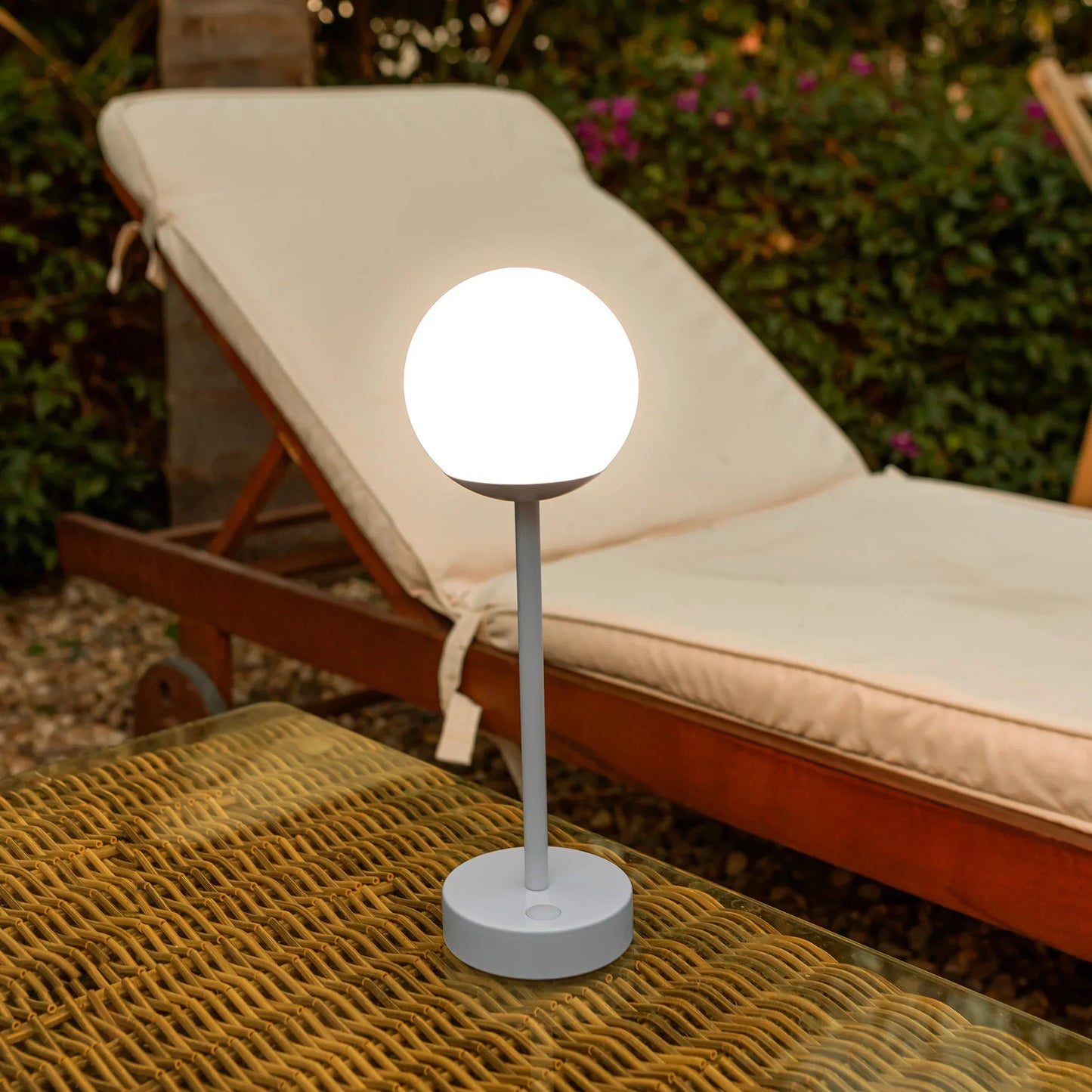 LIGHTSCAPES | SLIM-FIT SPHERE TAFELLAMP
